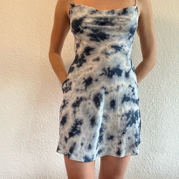 Realisation Par Montague Dress in Tripping - Picture 3 of 5